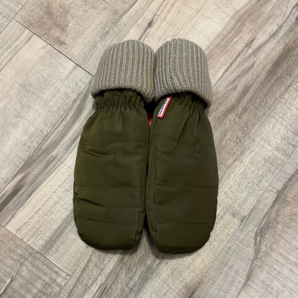Hunter Quilted Logo Mittens